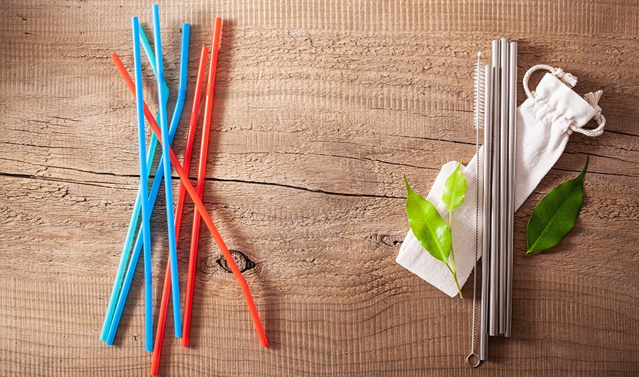 plastic and resuable metal straws